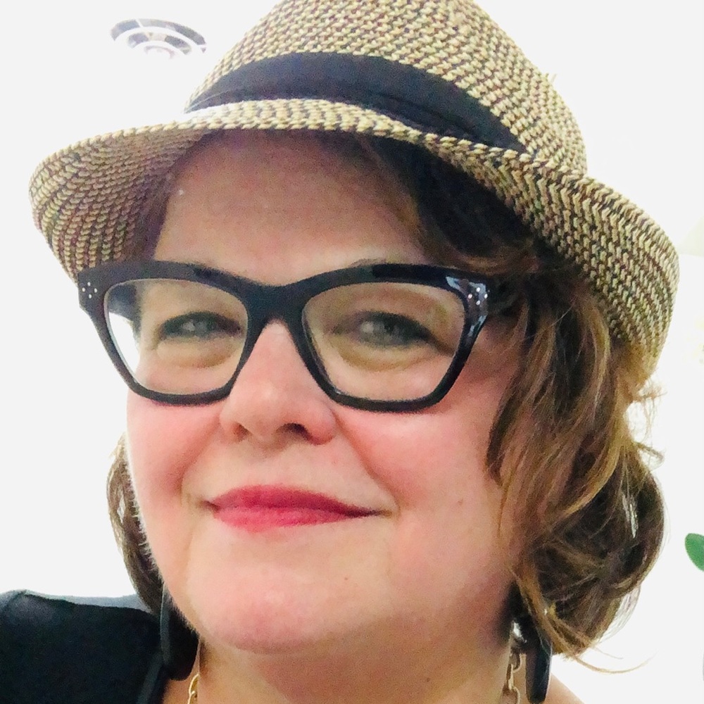 Meet your Posher, Legina